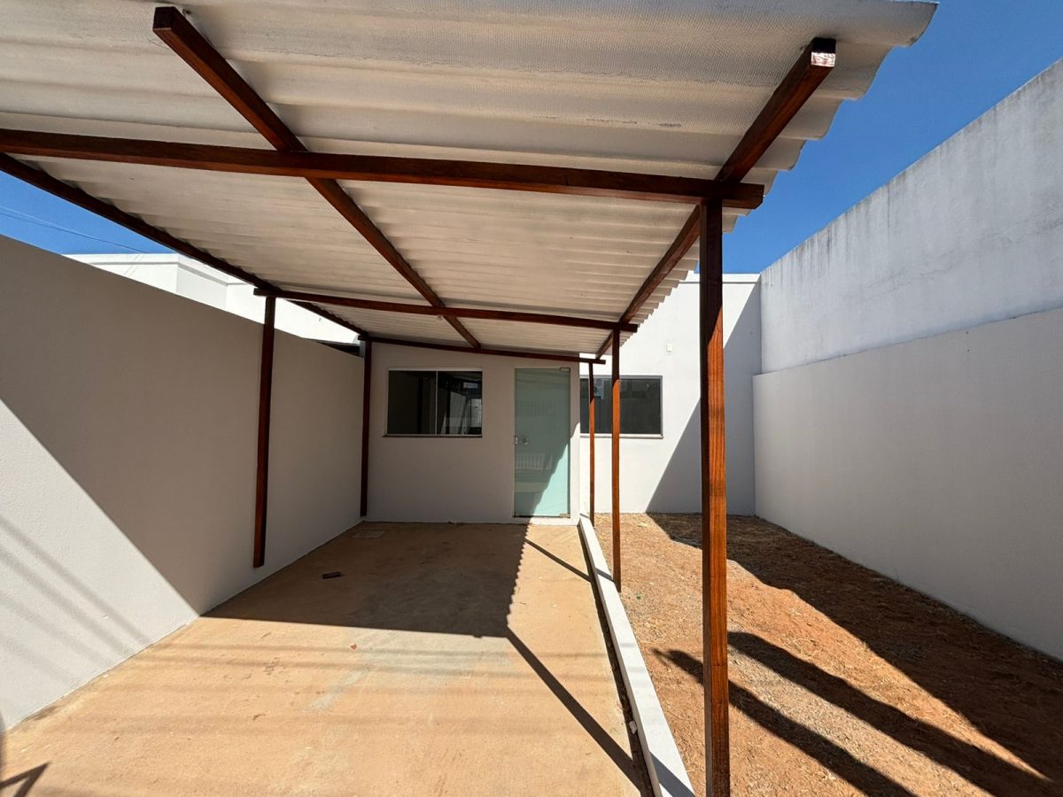 Casa - Florais Léa IV